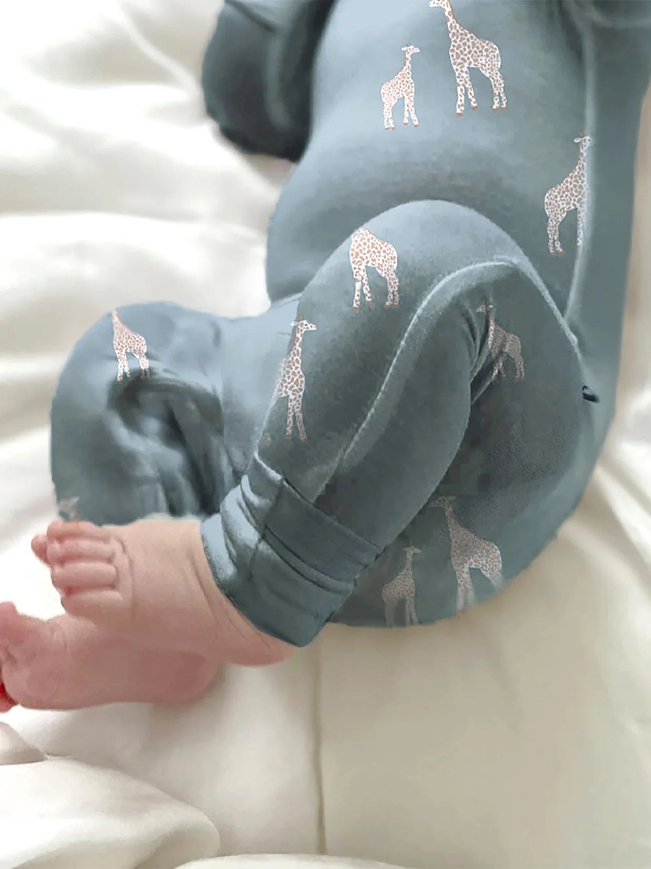 Dreamy Convertible Sleepsuit - Giraffes
